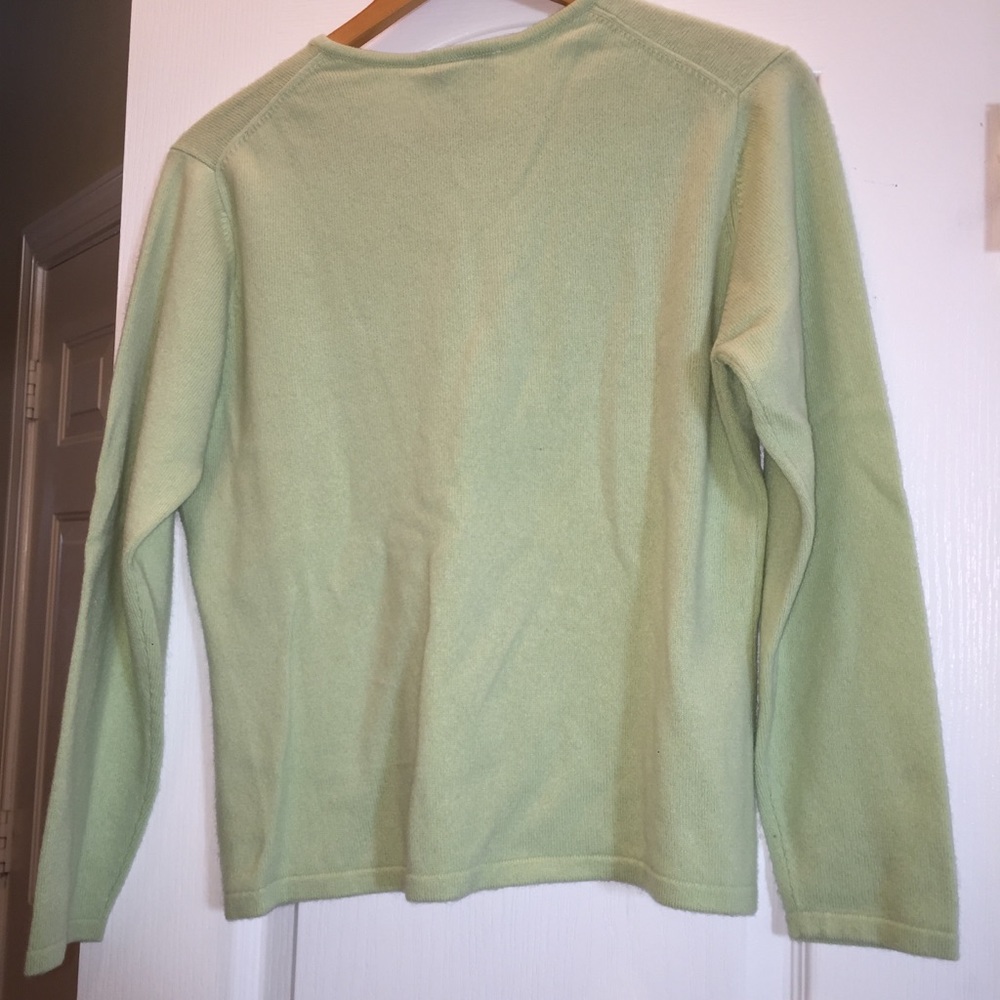 Talbot's Light Green Cashmere Sweater - Size Medium - Picture 2 of 4